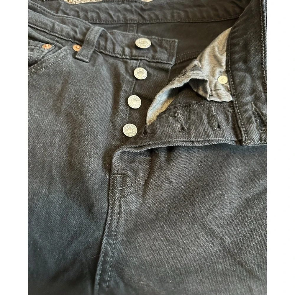 Levi's 501 Men's Black Button Fly Jeans 27x30 Straight Vintage Fit